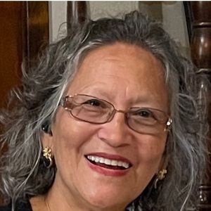 Meet your Posher, Elvia